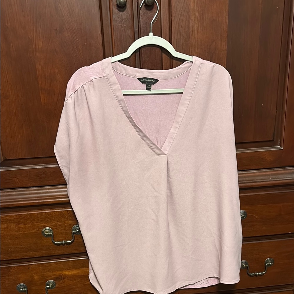 Women's Pink V-Neck Top